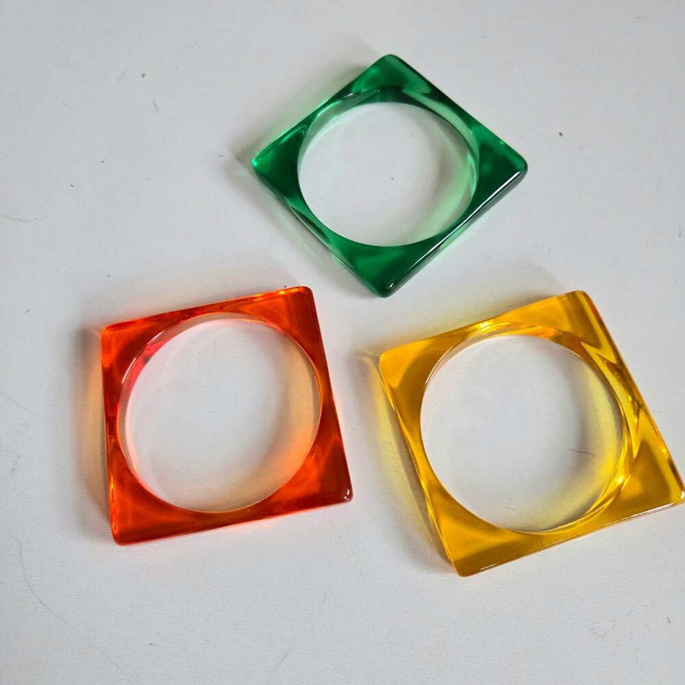 Set of 3 Lucite orange yellow green square bangles. - Picture 8 of 9